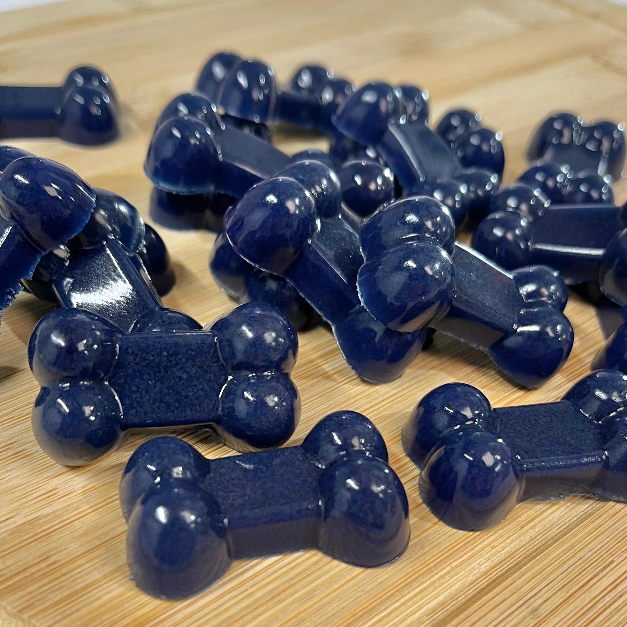 Lulu's Kitchen Silicone Mould  Bones
